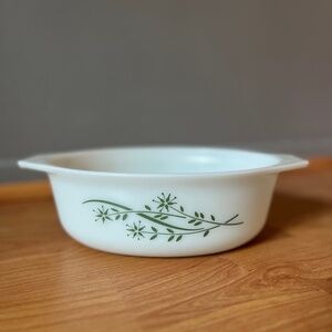 1960s Vintage Pyrex Green Honeysuckle Floral Casserole Dish Glass (no lid)
